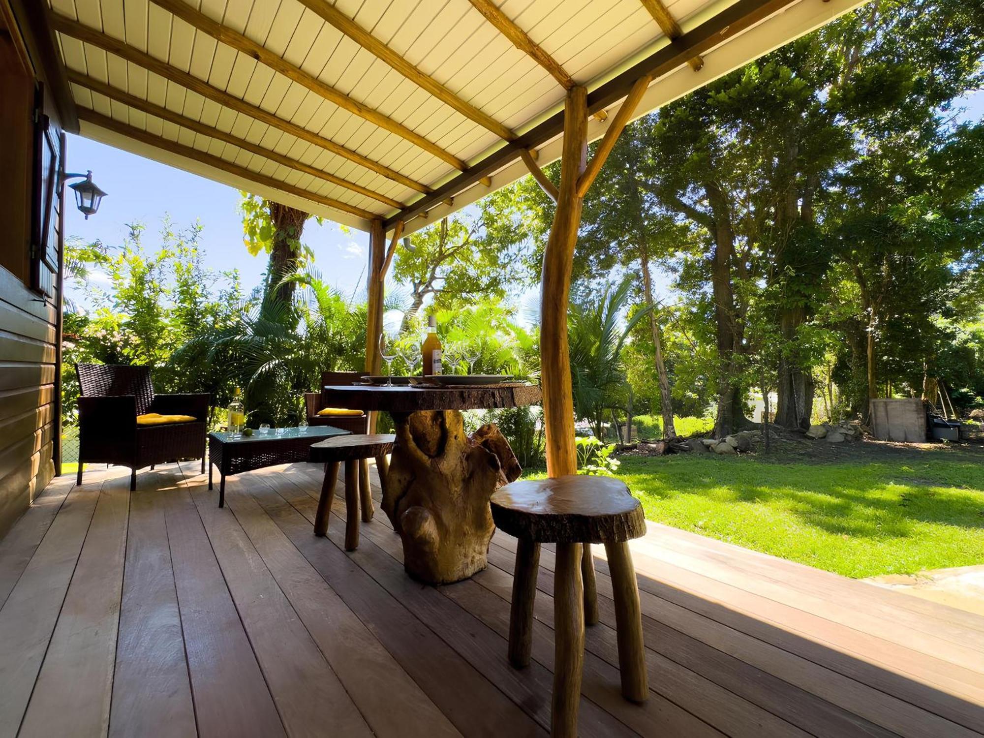 Bungalow Le Balisier Пуэнт-Нуар Экстерьер фото