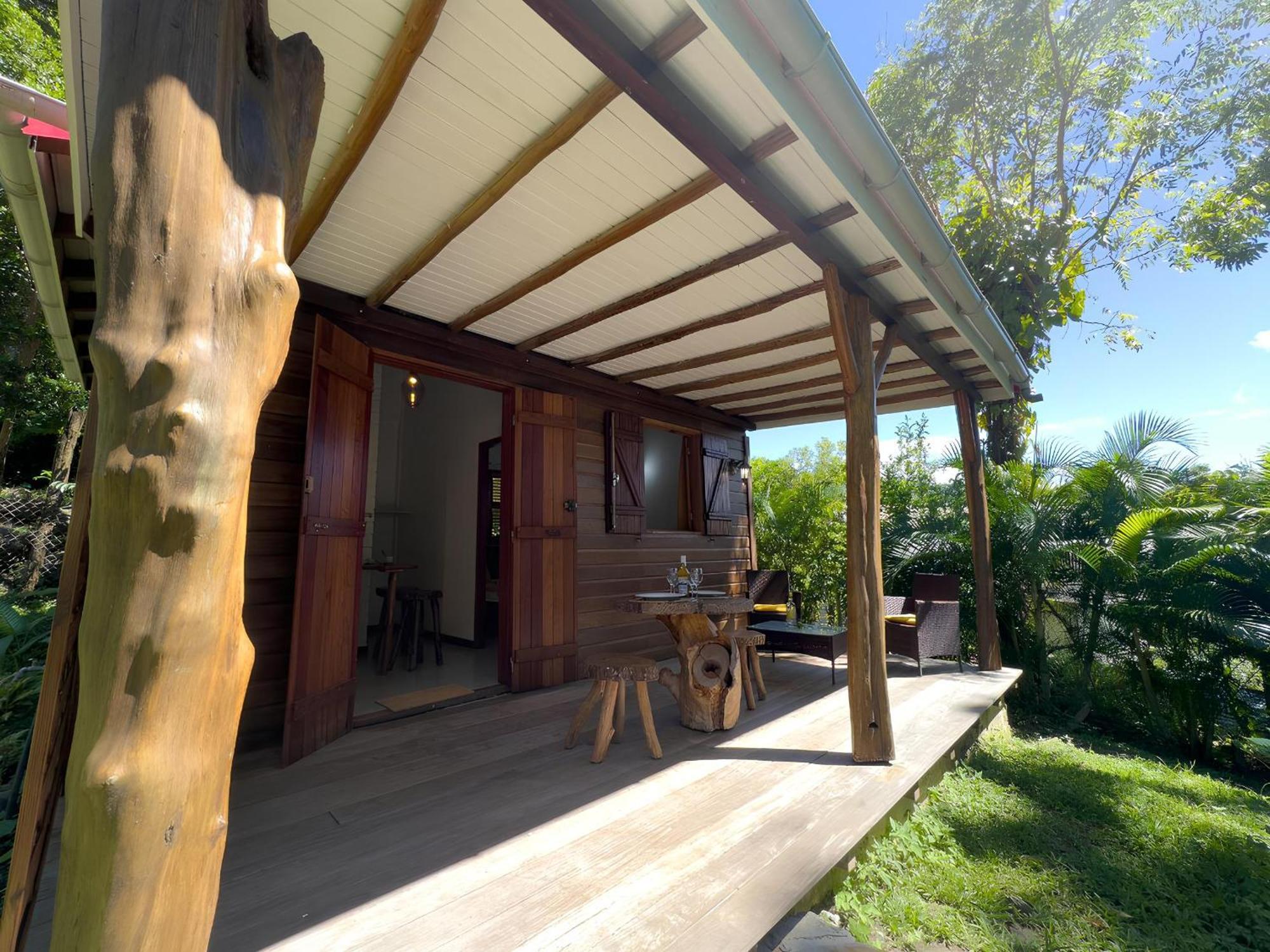 Bungalow Le Balisier Пуэнт-Нуар Экстерьер фото